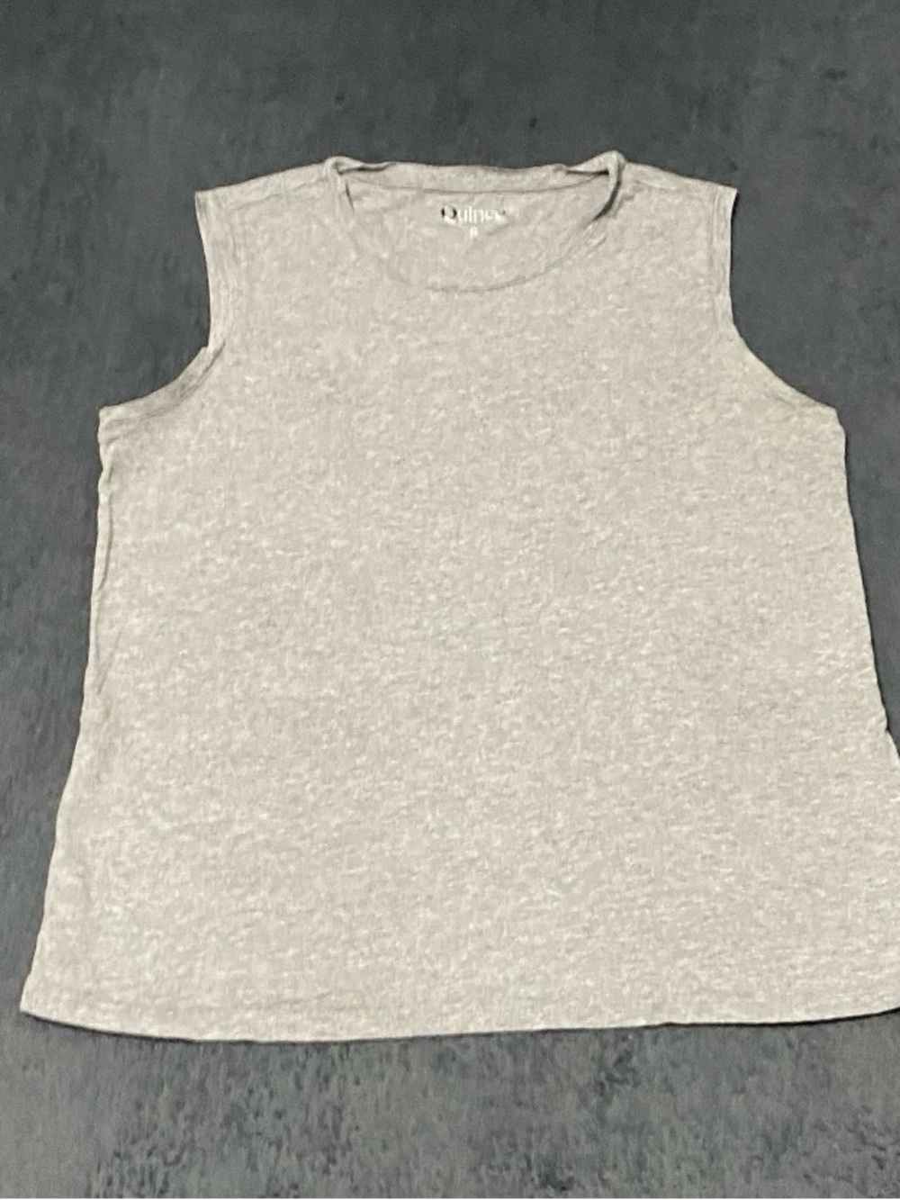 Quince Tank Top Womens S Gray Crew Neck Sleeveless Shirt Minimalist Layering